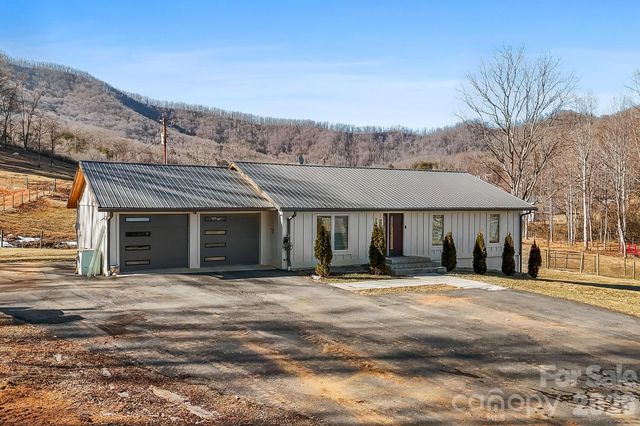 14 Selway Drive, Candler, NC 28715