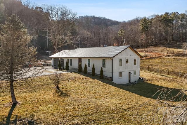 14 Selway Drive, Candler, NC 28715