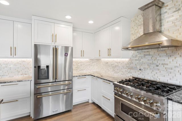 14 Selway Drive, Candler, NC 28715