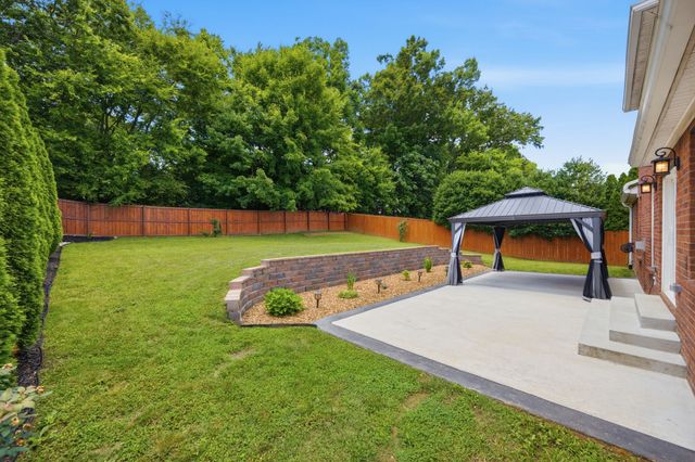 2979 Burtonwood Dr, Spring Hill, TN 37174