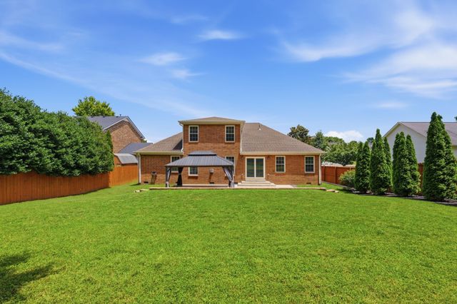 2979 Burtonwood Dr, Spring Hill, TN 37174
