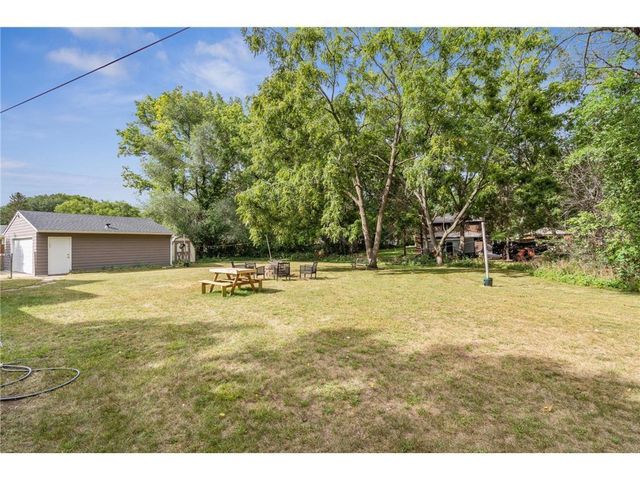 7527 Newton Avenue N, Brooklyn Park, MN 55444