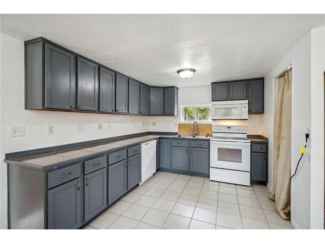 7527 Newton Avenue N, Brooklyn Park, MN 55444