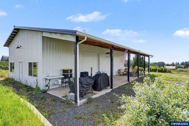 16058 Stormy Dr, Silverton, OR 97381