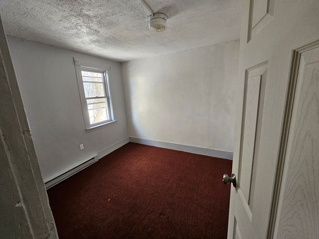 38 Union B, Lowell, MA 01852