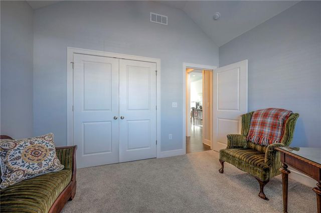 21739 W 116th Terrace, Olathe, KS 66061