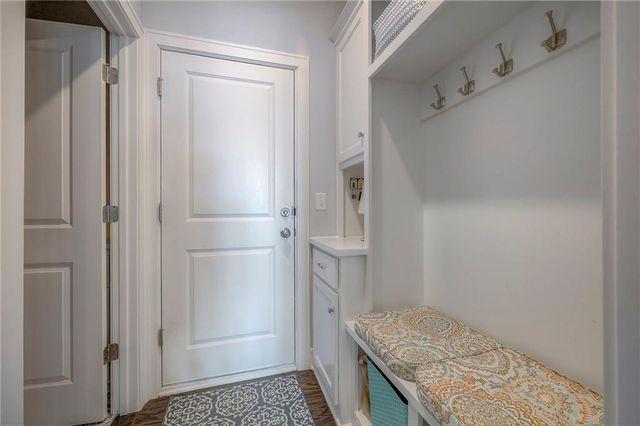 21739 W 116th Terrace, Olathe, KS 66061