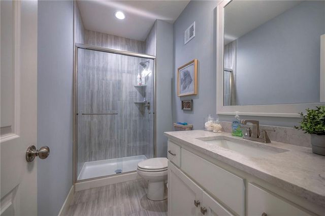 21739 W 116th Terrace, Olathe, KS 66061