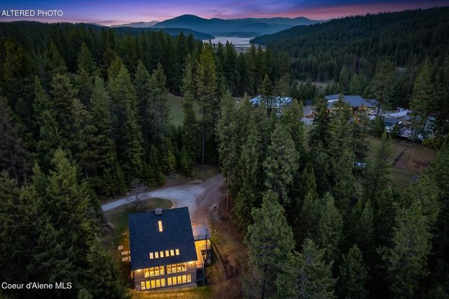 5005 W Cougar Estates Rd, Coeur d'Alene, ID 83814