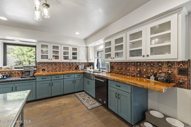 5005 W Cougar Estates Rd, Coeur D'alene, ID 83814
