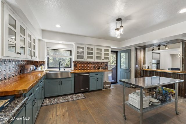 5005 W Cougar Estates Rd, Coeur D'alene, ID 83814