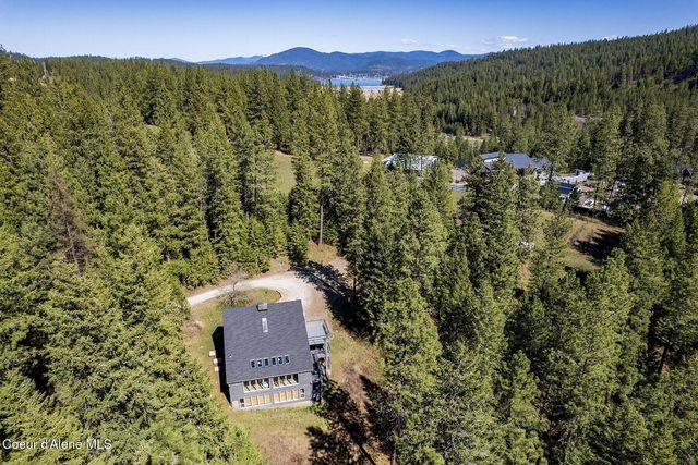 5005 W Cougar Estates Rd, Coeur D'alene, ID 83814
