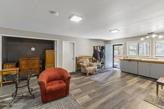 5005 W Cougar Estates Rd, Coeur D'alene, ID 83814