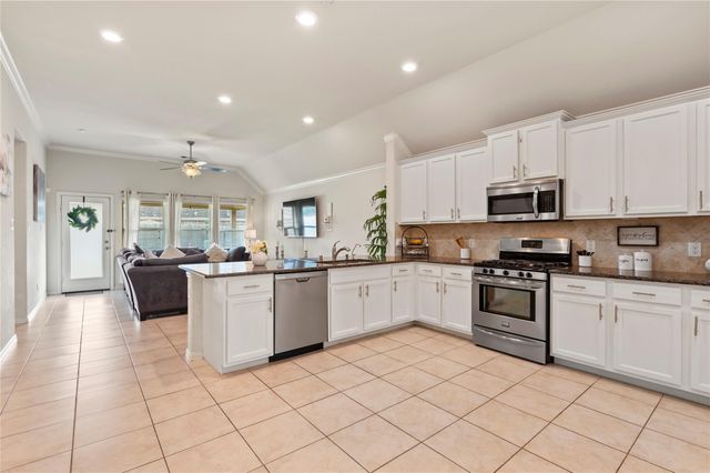 13726 Madera Bend Lane, Rosharon, TX 77583