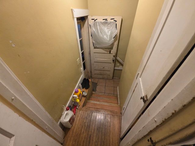 674 N Liberty Street, Elgin, IL 60120