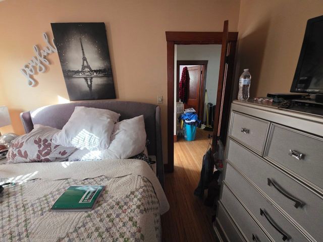 674 N Liberty Street, Elgin, IL 60120