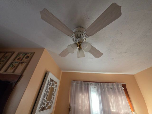 674 N Liberty Street, Elgin, IL 60120