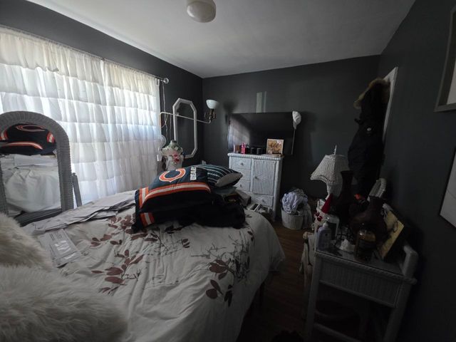 674 N Liberty Street, Elgin, IL 60120