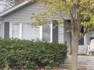 213 S Summit Street, Wheaton, IL 60187