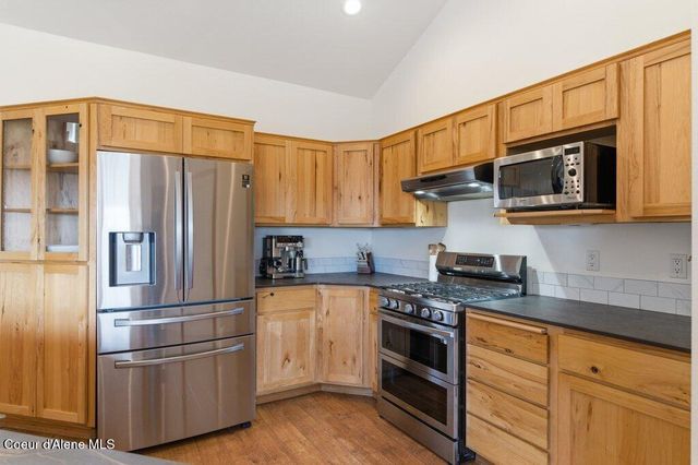 23216 N Teddy LOOP, Rathdrum, ID 83858