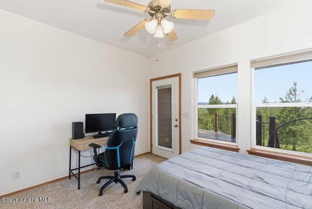 23216 N Teddy LOOP, Rathdrum, ID 83858