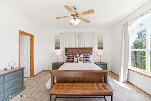 23216 N Teddy LOOP, Rathdrum, ID 83858