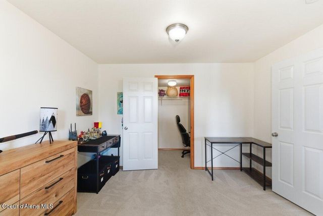 23216 N Teddy LOOP, Rathdrum, ID 83858