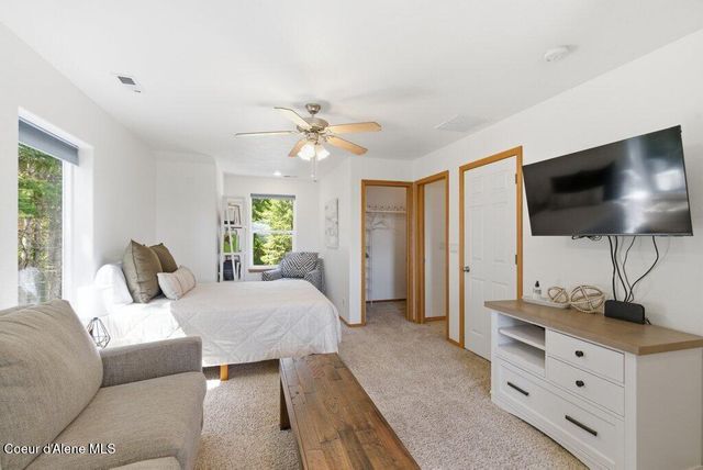 23216 N Teddy LOOP, Rathdrum, ID 83858