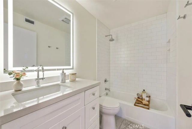 585 W Duarte 25, Arcadia, CA 91007