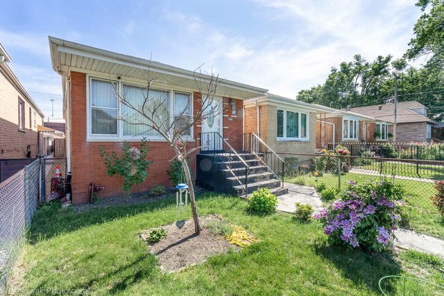 3237 W 38th Place, Chicago, IL 60632