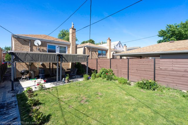 3237 W 38th Place, Chicago, IL 60632