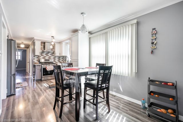 3237 W 38th Place, Chicago, IL 60632