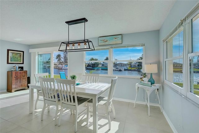 4518 GARNET DRIVE 101, New Port Richey, FL 34652