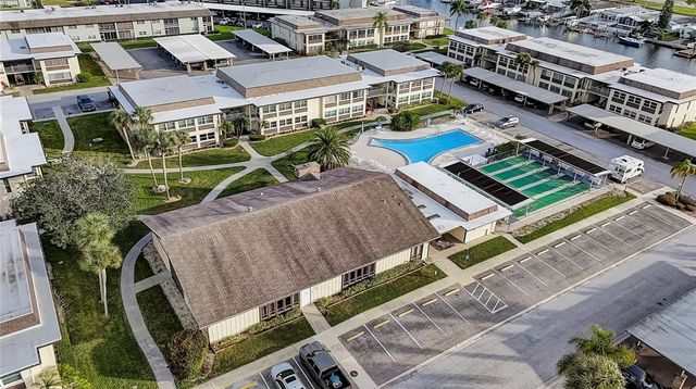 4518 GARNET DRIVE 101, New Port Richey, FL 34652