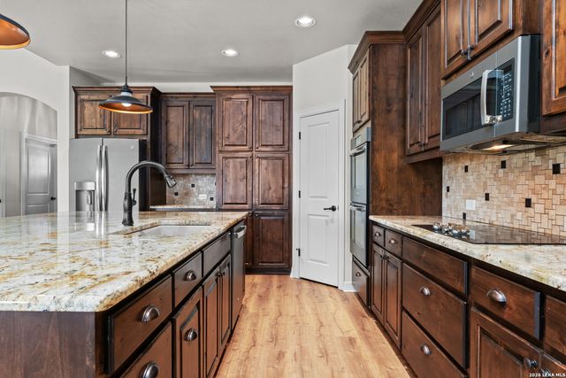 292 San Marcos, New Braunfels, TX 78132