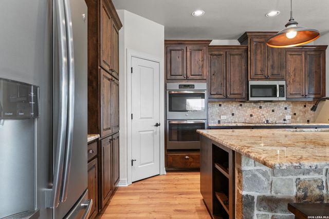 292 San Marcos, New Braunfels, TX 78132