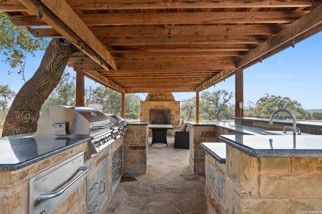 292 San Marcos, New Braunfels, TX 78132