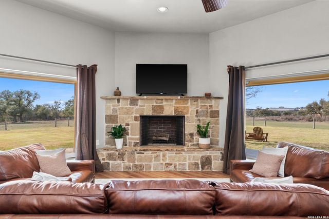 292 San Marcos, New Braunfels, TX 78132