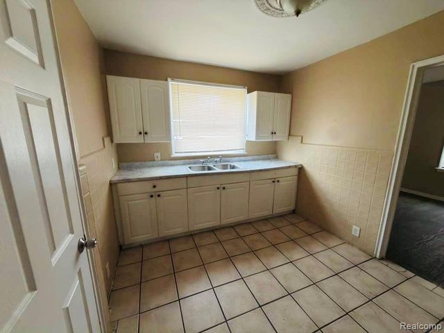 3388 EWALD Circle, Detroit, MI 48238