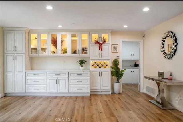 15902 Plumwood, Westminster, CA 92683