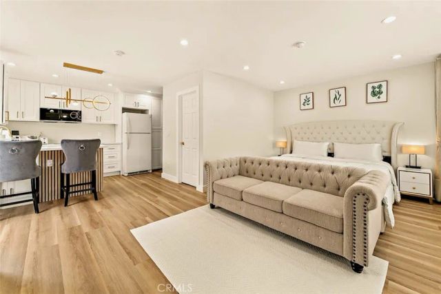 15902 Plumwood, Westminster, CA 92683