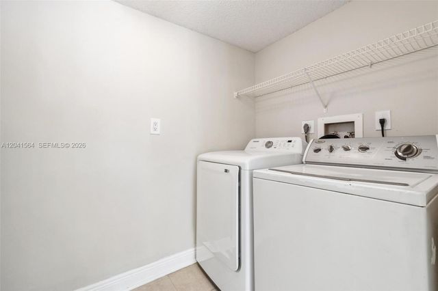 5672 Rock Island Road 254, Tamarac, FL 33319