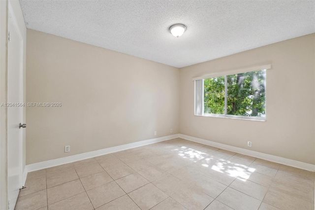 5672 Rock Island Road 254, Tamarac, FL 33319