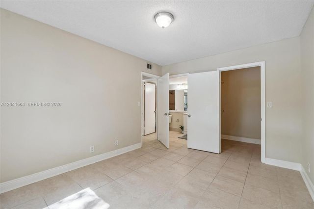 5672 Rock Island Road 254, Tamarac, FL 33319