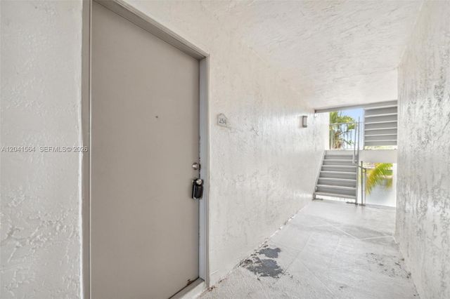 5672 Rock Island Road 254, Tamarac, FL 33319
