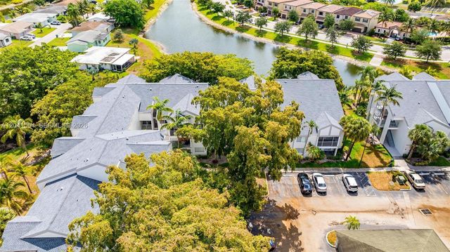 5672 Rock Island Road 254, Tamarac, FL 33319