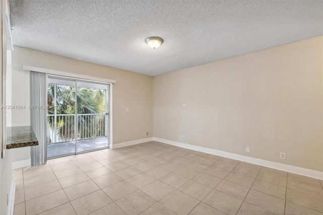 5672 Rock Island Road 254, Tamarac, FL 33319