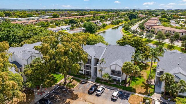 5672 Rock Island Road 254, Tamarac, FL 33319