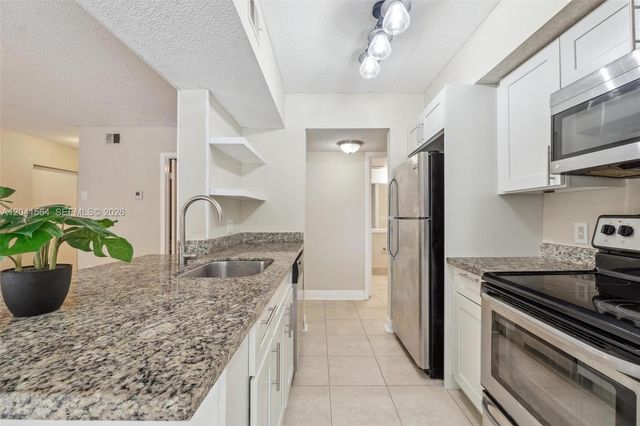 5672 Rock Island Road 254, Tamarac, FL 33319