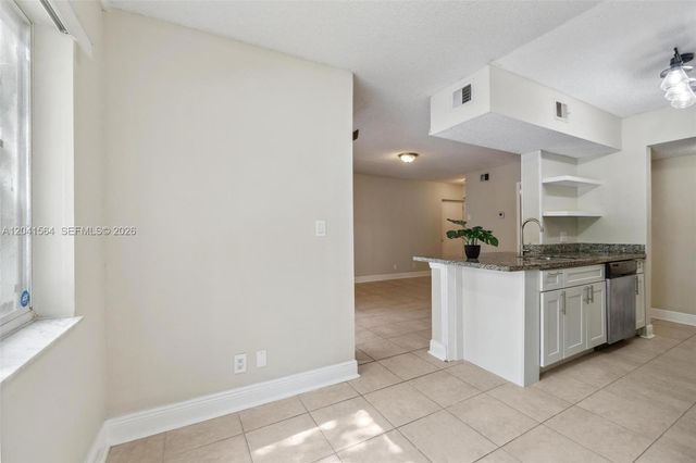 5672 Rock Island Road 254, Tamarac, FL 33319